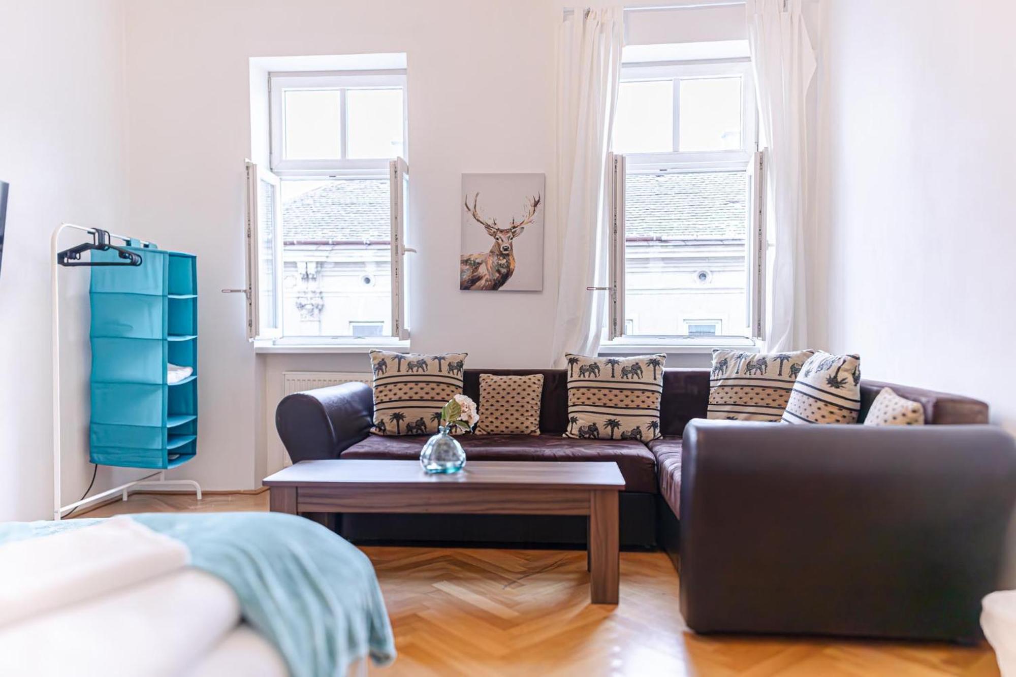 Amazing 2Br City Stay, Wiener Stadthalle Zewnętrze zdjęcie