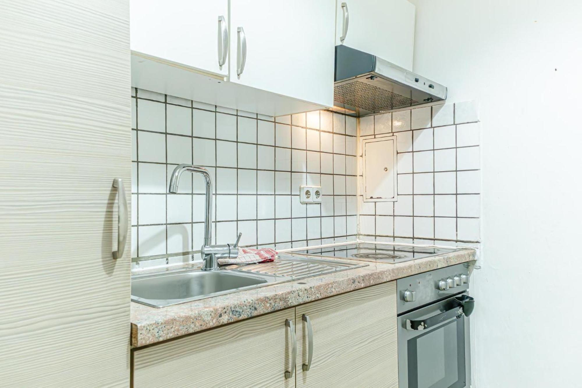 Amazing 2Br City Stay, Wiener Stadthalle Zewnętrze zdjęcie